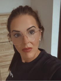 Isabel María López López