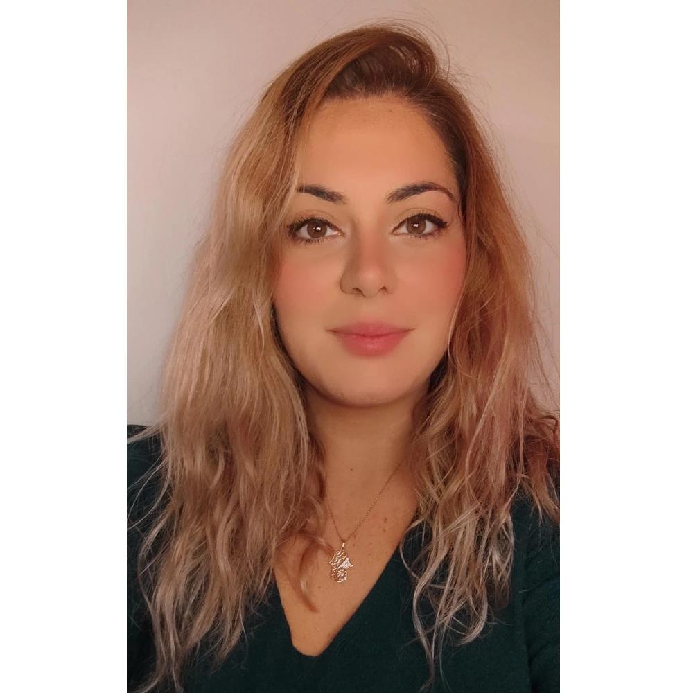 ELENA BERNAL ROMERO