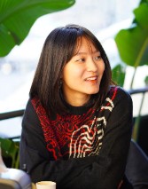 李依林