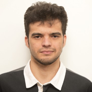 Adrián Romero Carmona