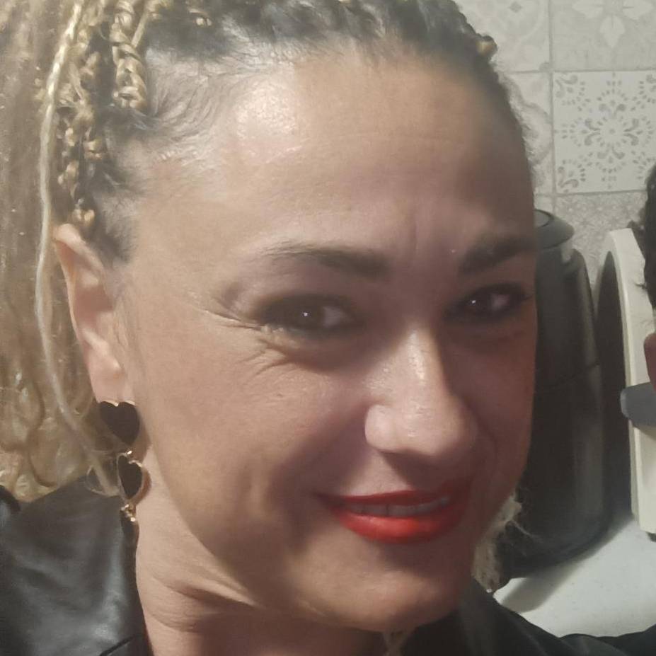 ITZIAR LEAL BAZARRA