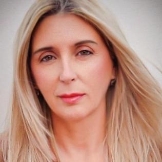 Esther Rivero