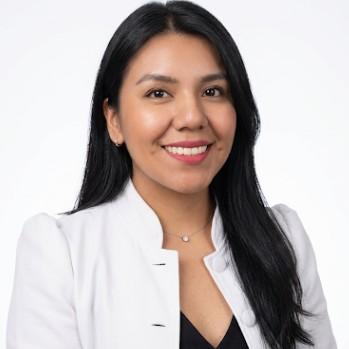 Adriana Gabriela Cáceres Peña