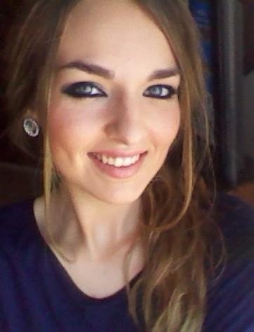 JULIA MILLÁN GARCÍA