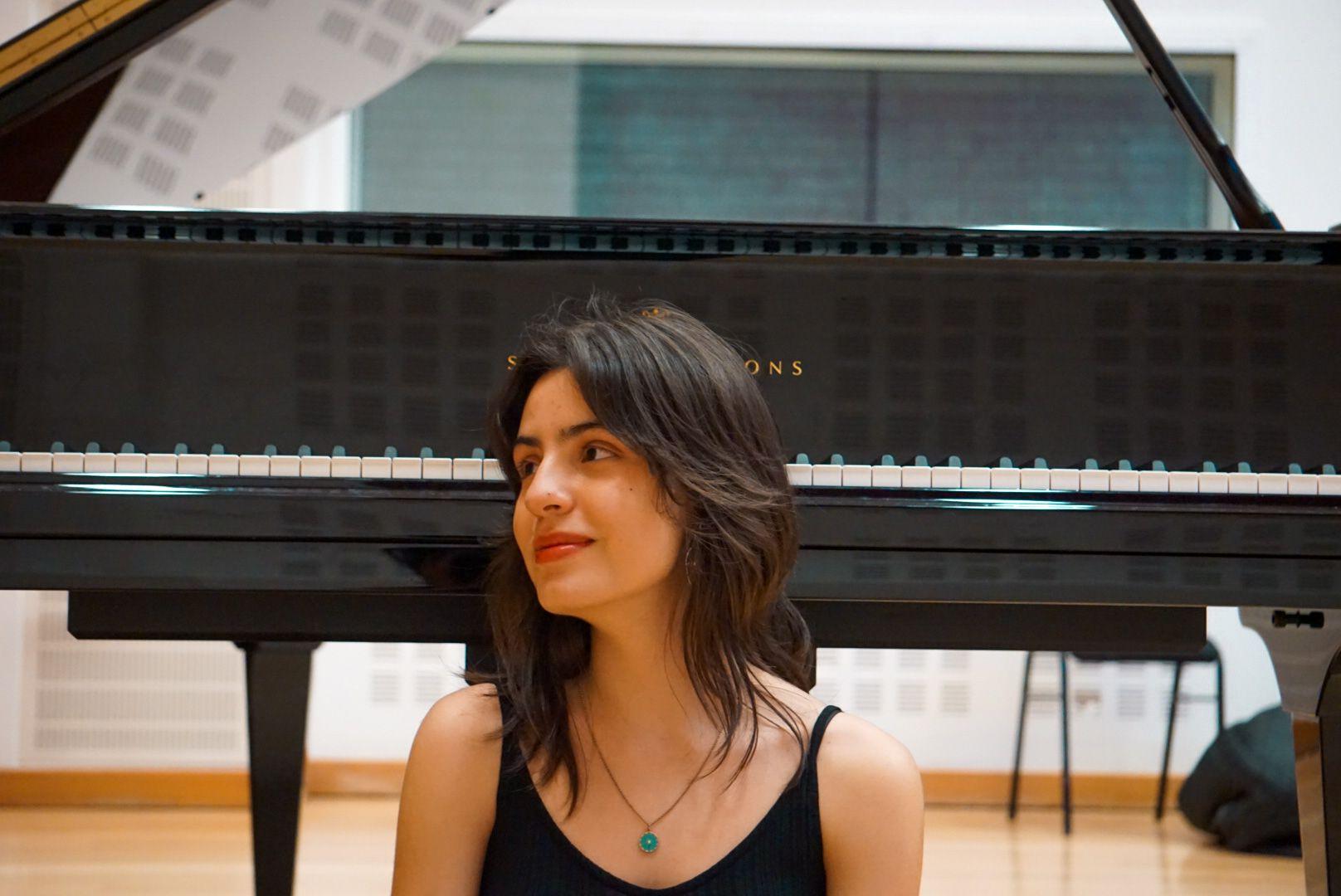 PAULA LÓPEZ ATANET