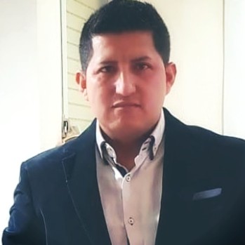 George González