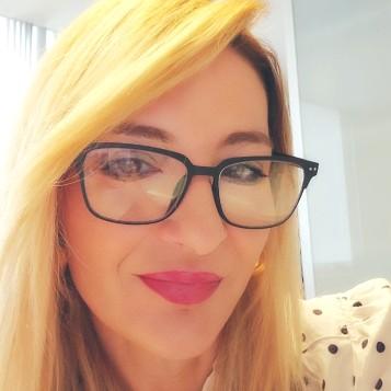 RAQUEL PEÑA MACÍAS