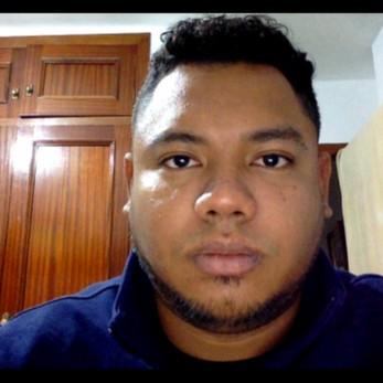 Larry Quintero