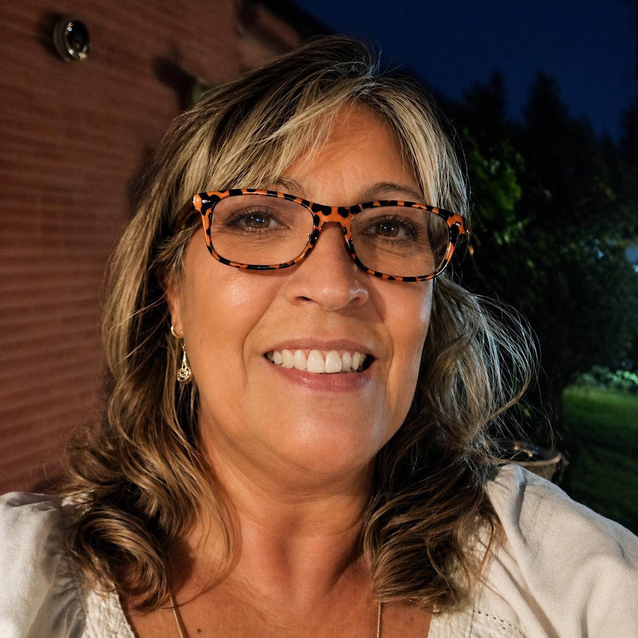 Eva Mª Cuñat García
