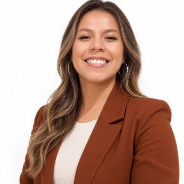 Lisbeth Leonor Purizaga Velásquez