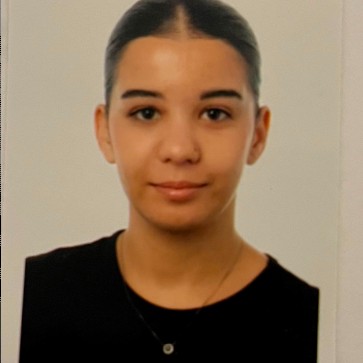 ZINEB OUANOUGH