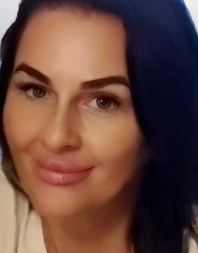 JUSTYNA NURZYNSKA