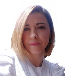 NURIA GARCÍA GARCÍA