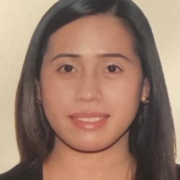 YOLLY NAVARRA